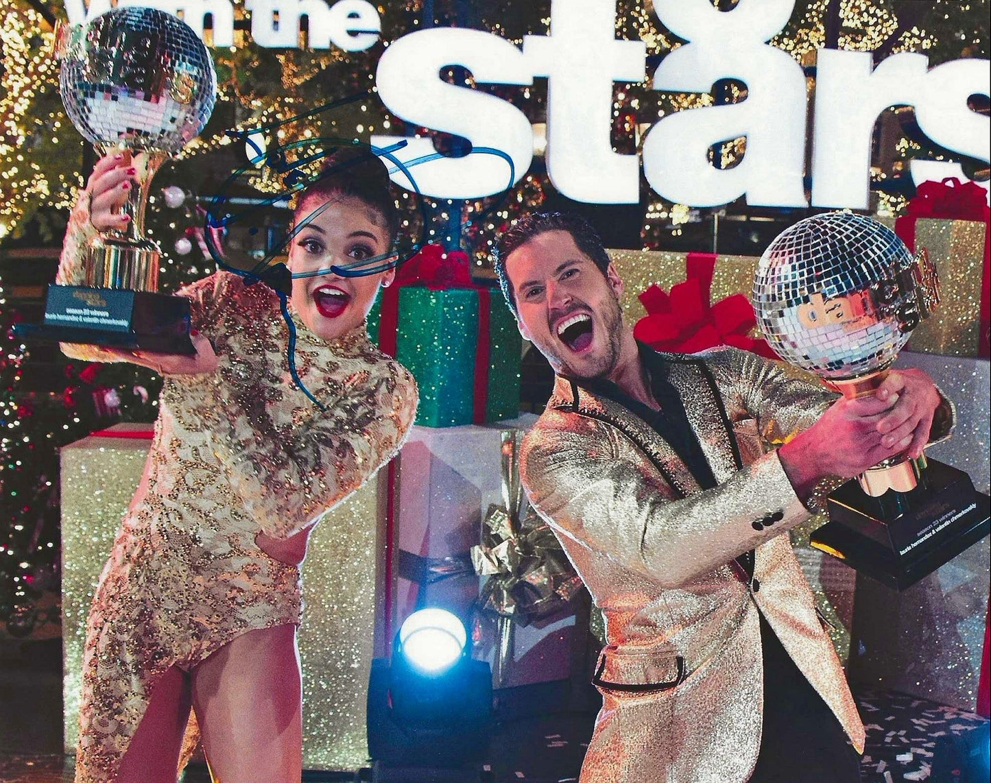 Val Chmerkovskiy autographed Signed 8X10 Photo Elite Promotions & Graphz