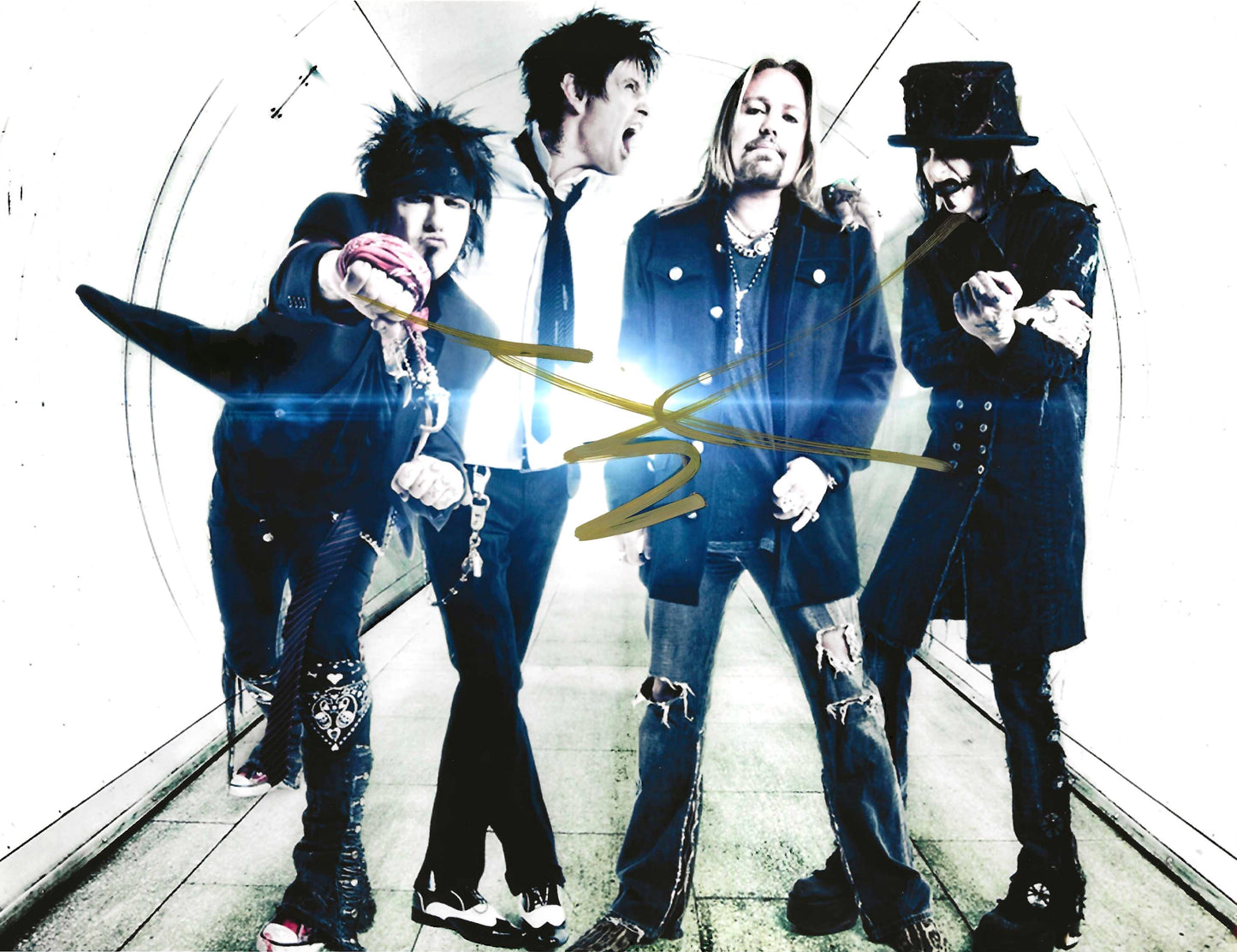 Vince Neil Autographed Signed "MOTLEY CRUE" 8.5X11 Photo Elite Promotions & Graphz Authentication