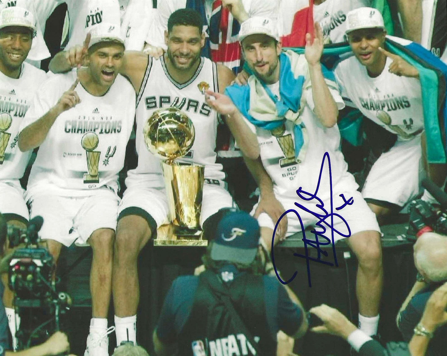 Patty Mills Autographed Signed "SPURS" 8x10 photo Elite Promotions & Graphz Authentication