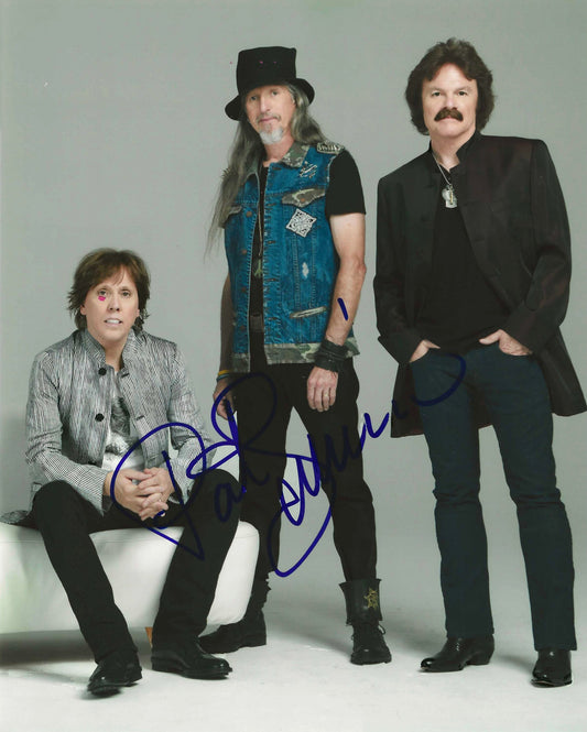 Patrick Simmons Autographed Signed "DOOBIE BROTHERS" 8X10 Photo Elite Promotions & Graphz Authentication